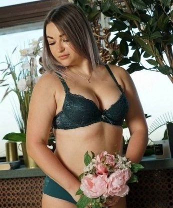 Ева