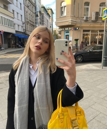 Анжела